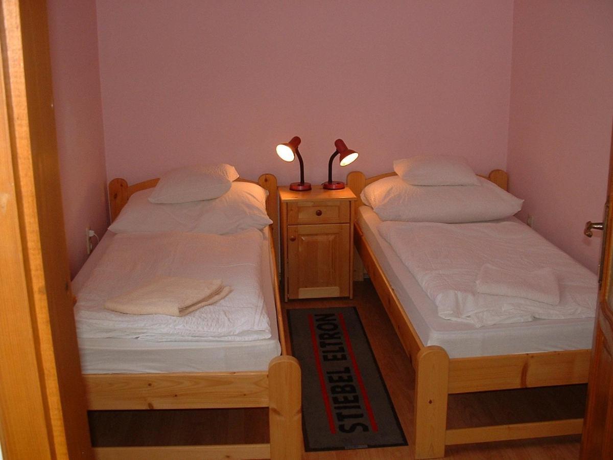 Apartmanhaz Cedrus 8 Zalakaros Room photo